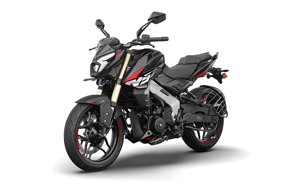 Bajaj Pulsar NS400Z Brooklyn Black colour