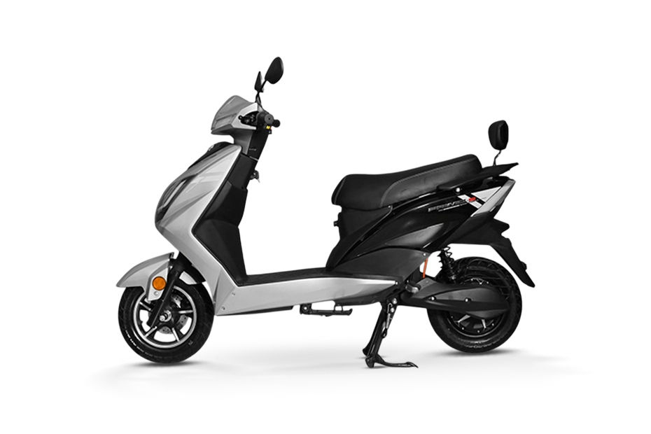 Jitendra EV Primo Silver And Black colour