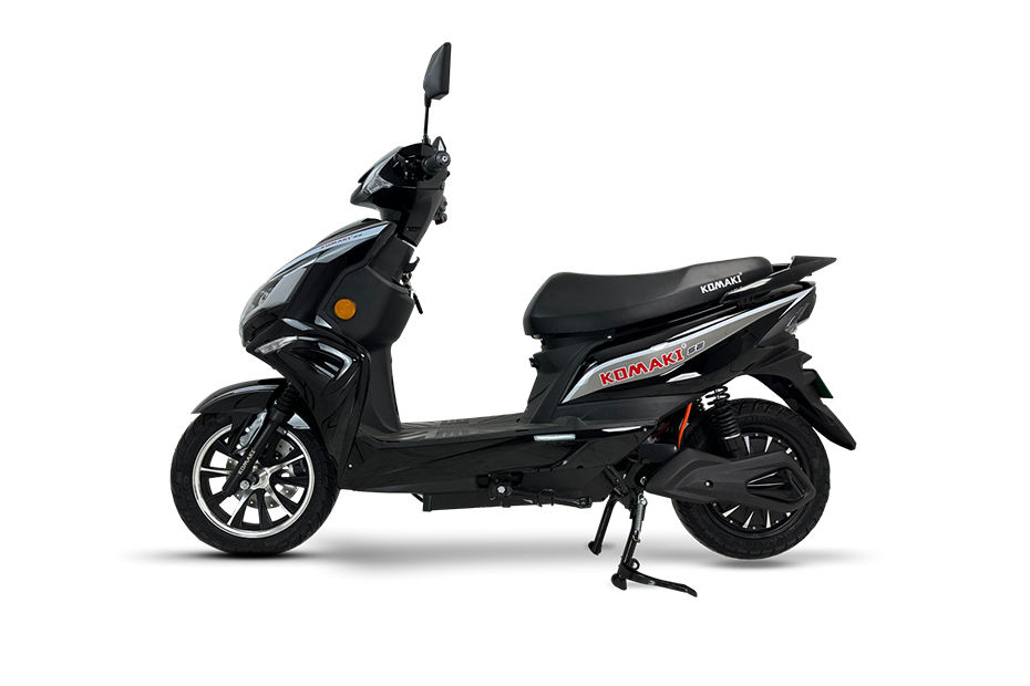 Komaki SE Jet Black colour