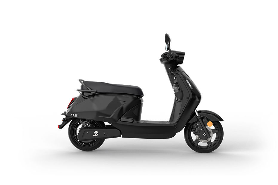 RunR HS Electric Midnight Black colour