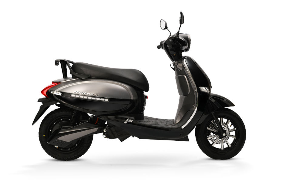 Sokudo Acute 2.2 Black Grey colour